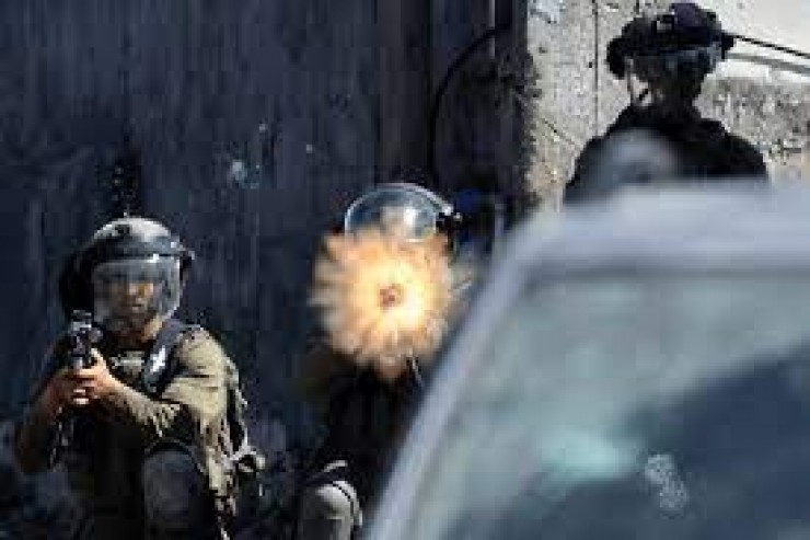 إصابة مواطنين برصاص الاحتلال في قلقيلية