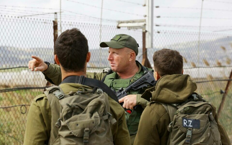 ضابط إسرائيلي: يمكننا قتل المطلوبين في أي ساعة لكن لا مصلحة لنا بإشعال الأوضاع