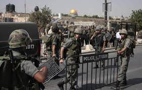 الاحتلال يعتقل طفلا من القدس