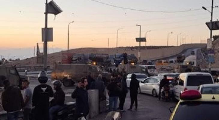 الاحتلال يغلق مداخل شعفاط في القدس