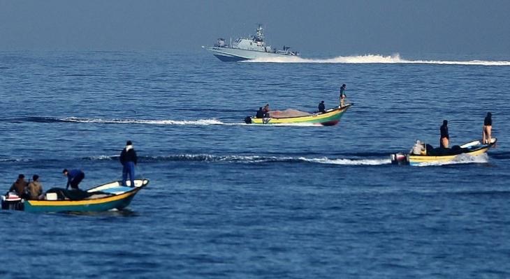 الاحتلال يعتقل 4 صيادين من بحر شمال قطاع غزة