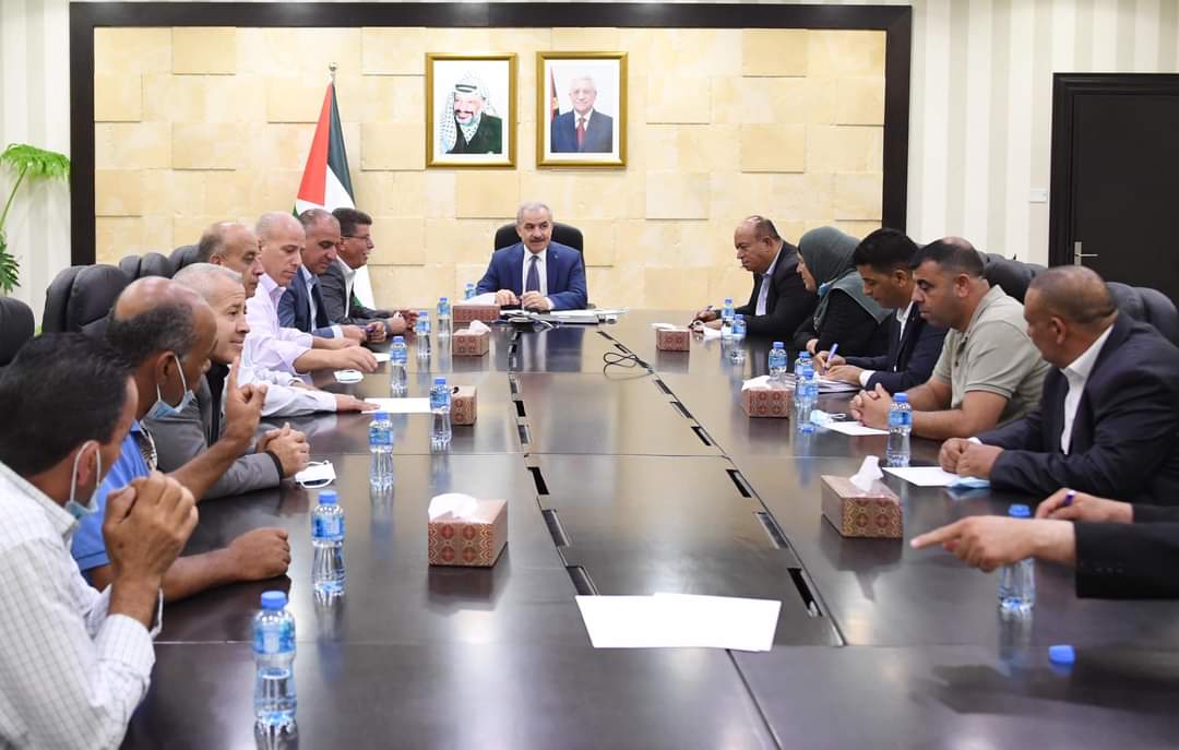 رئيس الوزراء يستقبل رئيس نادي الأسير الفلسطيني