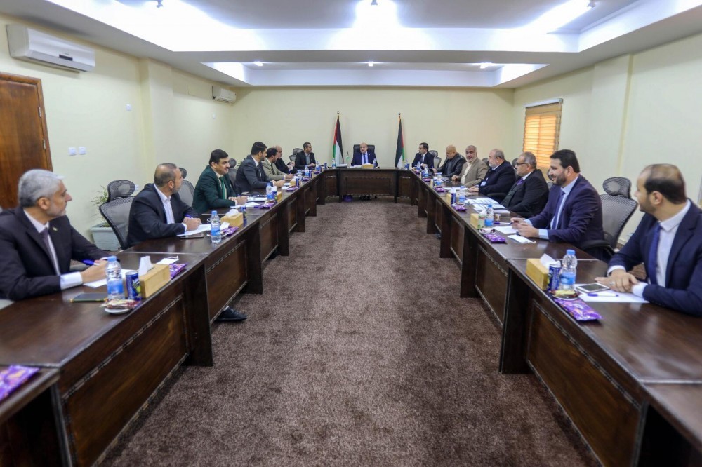 طالع....لجنة متابعة العمل الحكومي بغزة تتخذ قرارات هامة خلال جلستها الأسبوعية