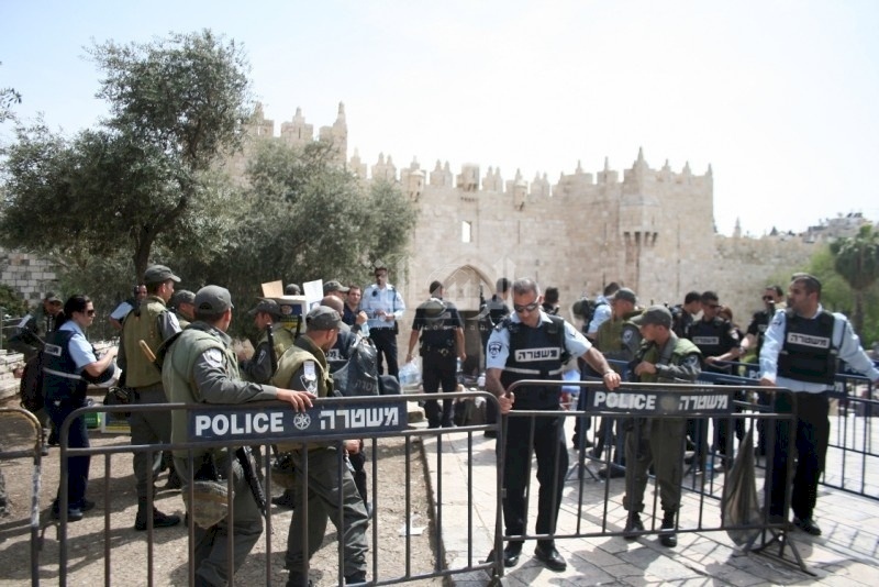 إسرائيل تفرض قيودا جديدة الاثنين المقبل على دخول الأجانب إلى الضفة الغربية