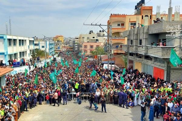 حماس تنظم مظاهرة حاشدة شمال غزة تضامنا مع القدس والأقصى