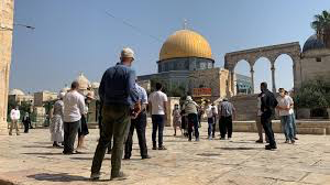 القدس.. مستوطنون يقتحمون 
