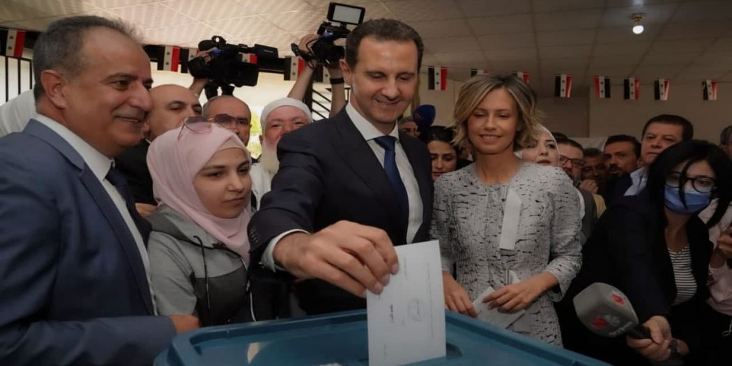 الأسد وعقيلته يدليان بصوتيهما في الانتخابات السورية بمدينة دوما بريف دمشق (فيديو وصور)
