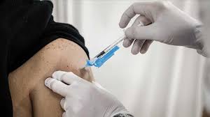 نابلس.. 1200 مواطن تلقوا التطعيم خلال ساعات في بيتا