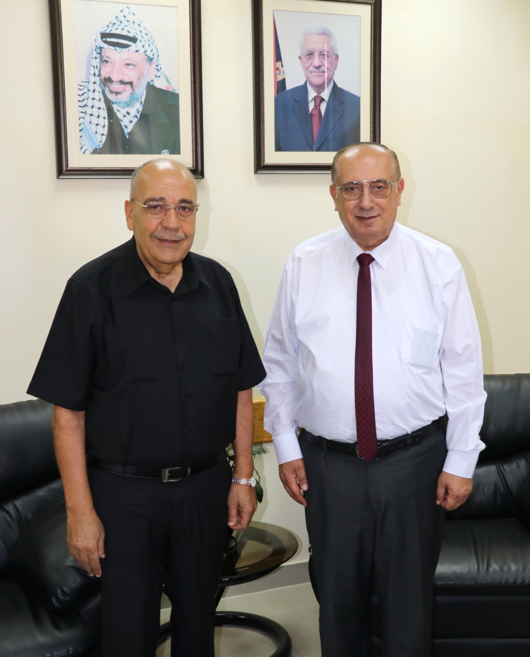 أبو مويس يبحث مع سفير فلسطين بماليزيا تعزيز التعاون بين البلدين في مجال التعليم العالي