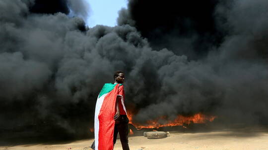 مصادر: العسكريون والسياسيون في السودان يقتربون من التوصل لاتفاق لتقاسم السلطة