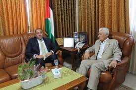 زكي يطلع السفير المصري على آخر التطورات الفلسطينية  