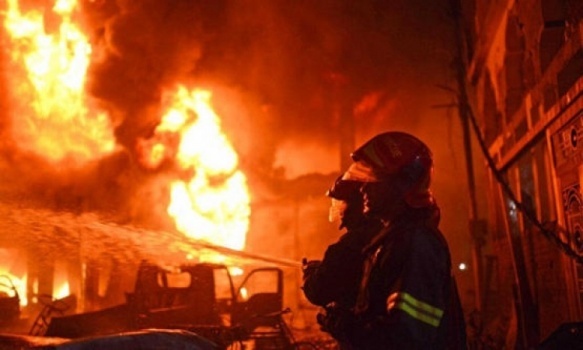 نابلس: مصرع مسن واصابة ثلاثة من أسرته في حريق منزلهم بقرية عصيرة القبلية
