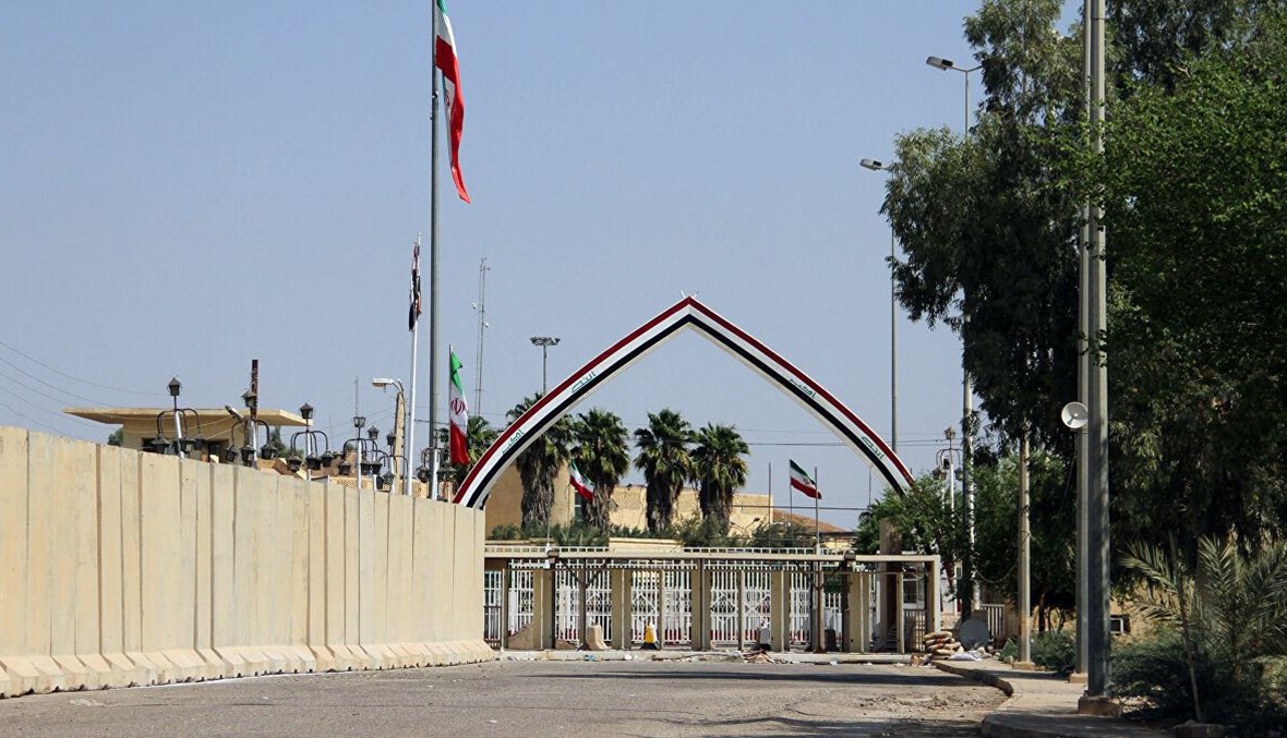 إيران تغلق نقاط العبور مع العراق لكبح انتشار سلالة كورونا البريطانية