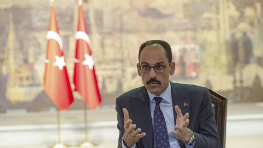 قالن: تركيا تستحق دستوراً يقف سداً أمام الانقلابات العسكرية