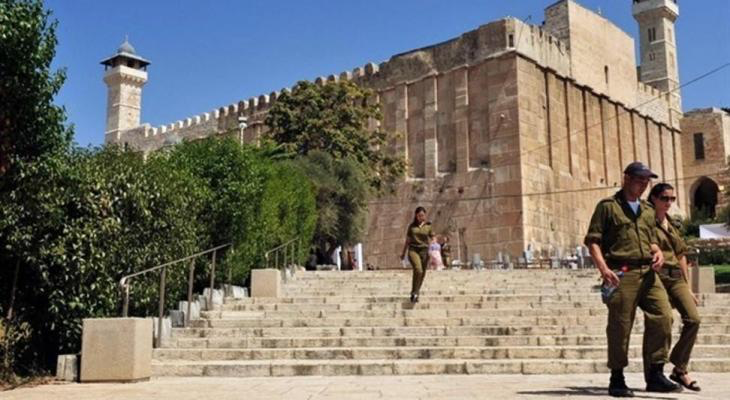 الخليل: الاحتلال يمنع إدخال المياه إلى المسجد الإبراهيمي منذ 4 أيام 