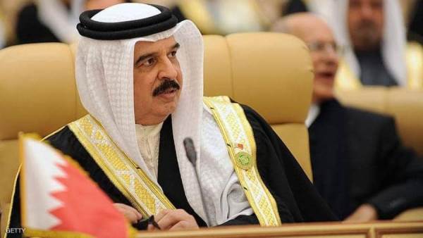 العاهل البحريني يؤكد ضرورة إقامة الدولة الفلسطينية وفقا لحل الدولتين   