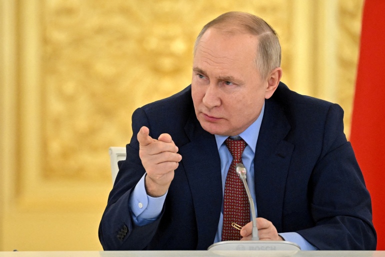 بوتين: روسيا تتعرض لحرب شاملة في المجال السيبراني