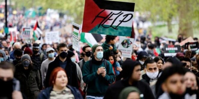 لندن: الآلاف يتظاهرون دعماً للشعب الفلسطيني وتنديداً بالعدوان عليه