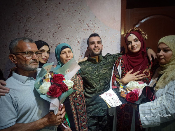 شاهد : غزة.. الاحتلال يفرج عن أسير من خانيونس بعد 15 عاماً من الاعتقال