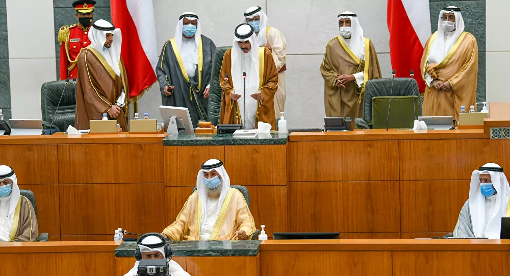 وزراء الحكومة الكويتية بتقدمون بالاستقالة