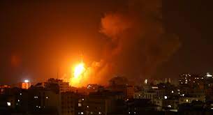  مسؤولان إسرائيليان يكشفان أسباب الرد المحدود على غزة الليلة