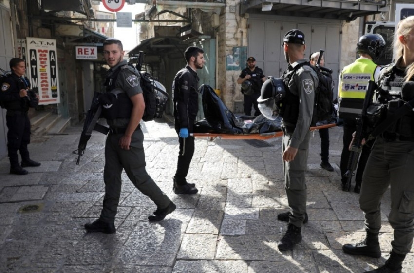 القدس: استشهاد شاب فلسطيني بزعم تنفيذ عملية طعن وإصابة مستوطن بجراح خطيرة