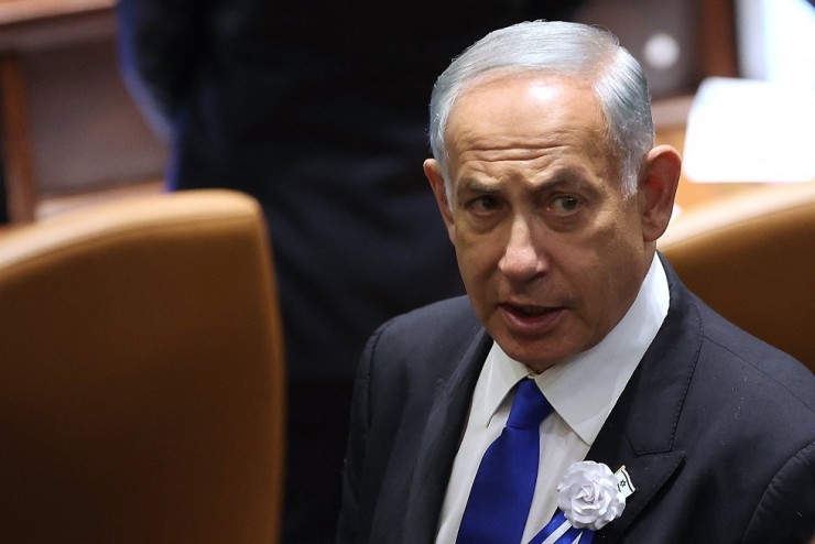 هآرتس العبرية: المستشارة القضائية الإسرائيلية بصدد البحث في تنحية نتنياهو