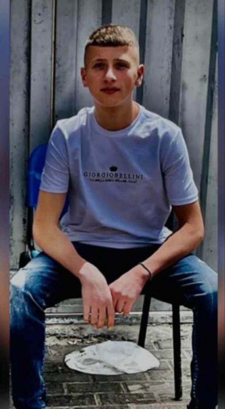 استشهاد فتى برصاص الاحتلال بالصدر في مخيم شعفاط في القدس