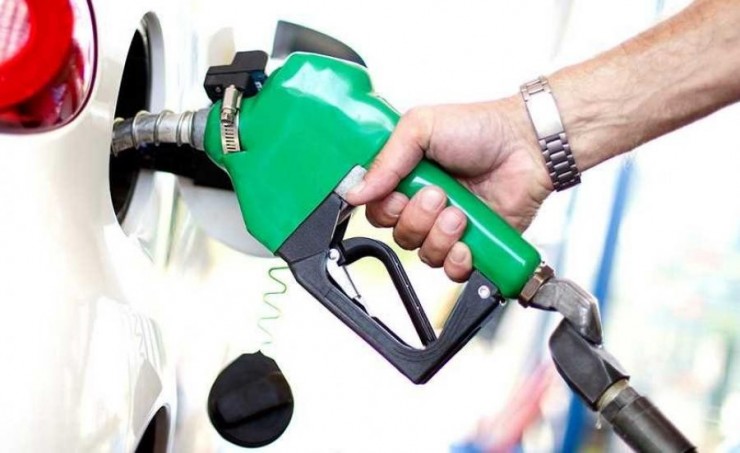 ارتفاع سعر لتر البنزين في 
