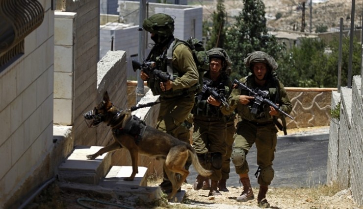القدس: الاحتلال يفرض قيودا مشددة على أهالي مخيم شعفاط 