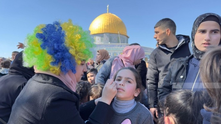 القدس: آلاف المواطنين يحيون ذكرى الإسراء والمعراج بالمسجد الأقصى المبارك