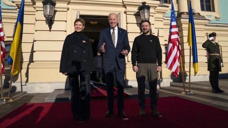 أسوشيتد برس: أميركا اتصلت بروسيا قبل وقت قصير من زيارة بايدن لأوكرانيا