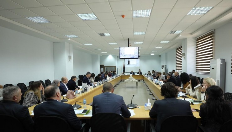 وزارة الاقتصاد الوطني ومجموعة الدول المانحة تناقش تنمية القطاع الخاص الفلسطيني