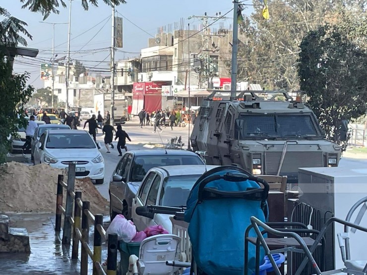 قلقيلية: قوات الاحتلال تقتحم قرية سنيريا وتفتش عددا من المنازل