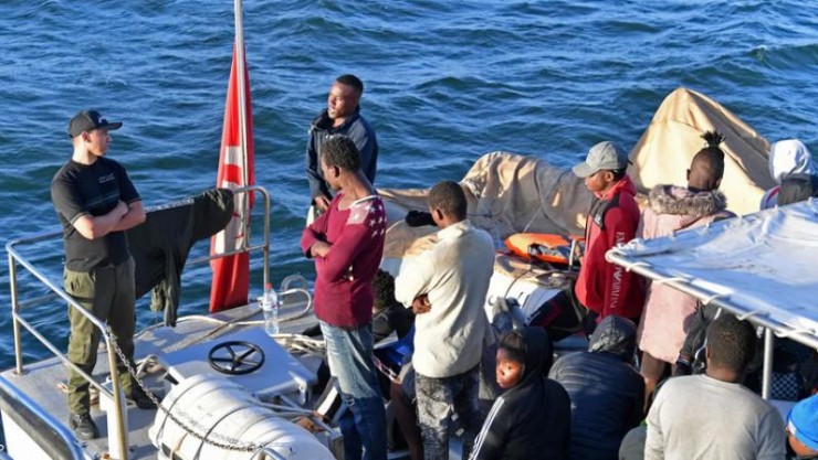 تونس: خفر السواحل ينقذ أكثر من ألف مهاجر في ليلة واحدة