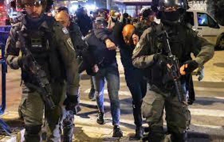 القدس: قوات الاحتلال تعتدي على شبان في القدس والمكبر وتعتقل آخر من صورباهر