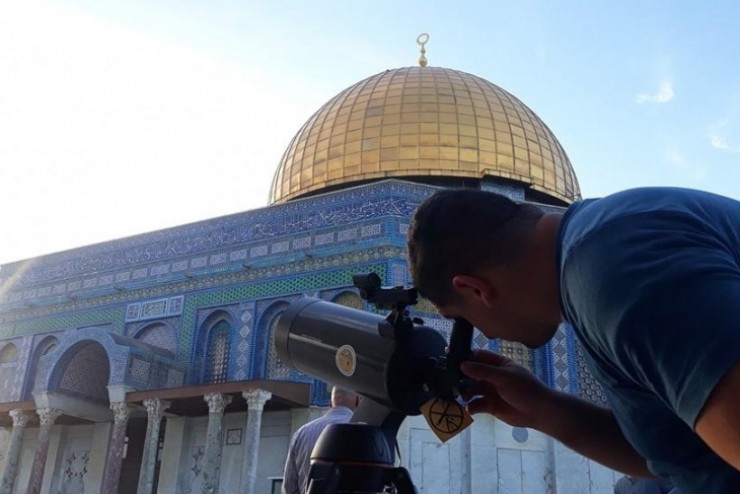 مفتي فلسطين يدعو المواطنين لتحري هلال رمضان بعد غروب شمس الثلاثاء المقبل
