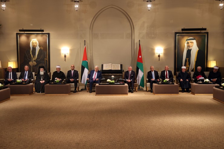الرئيس عباس يلبي دعوة الملك عبد الله الثاني للإفطار بحضور شخصيات مقدسية ورجال الدين الاسلامي والمسيحي بالقدس