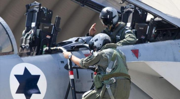 سلاح الجو الإسرائيلي يهدد بطرد طيارين رافضين للتدريب والخدمة