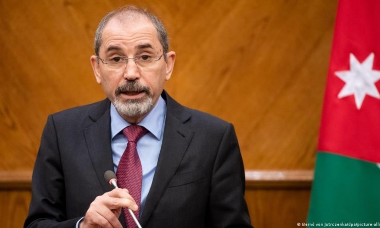 مسؤول إسرائيلي: وزير الخارجية الأردني تصرف مثل بن غفير
