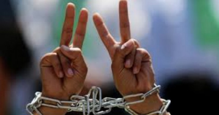 الاحتلال يحكم على أسير من مخيم جنين بالسجن 52 شهرا وغرامة مالية