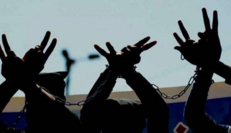  لجنة الأسرى الإداريين في سجون الاحتلال تستعد لإضراب مفتوح عن الطعام