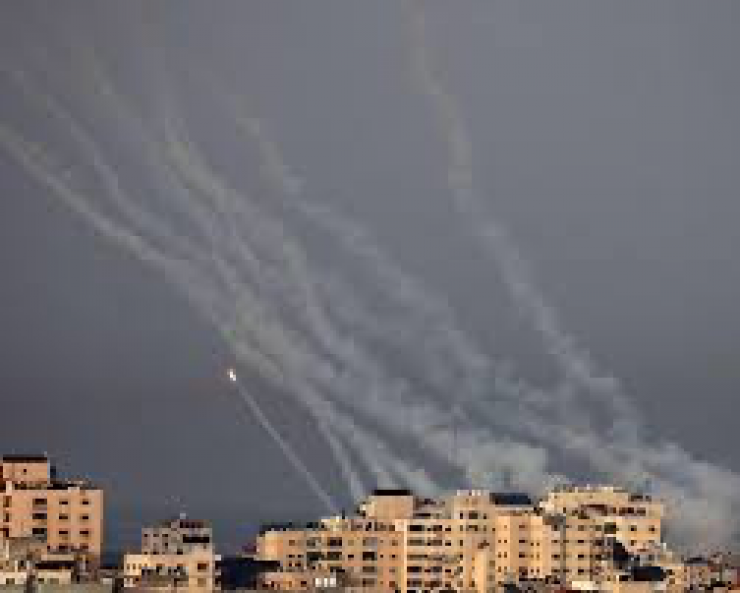 مثيرة هلع المستوطنين.. صواريخ المقاومة الفلسطينية تتجه إلى القدس