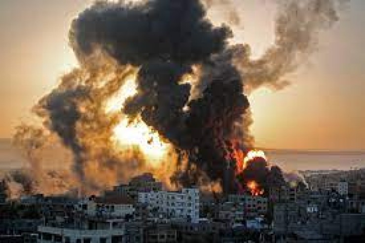 اخر اخبار غزة - ترقب وقلق يسود قطاع غزة فهل يتوقف العدوان أم يستمر؟ 