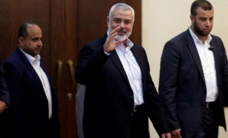 وفد من قيادة حركة حماس برئاسة هنية يصل القاهرة