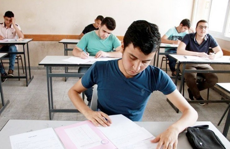 أكثر من 87 ألف طالب وطالبة يتوجهون لامتحانات الثانوية العامة في فلسطين