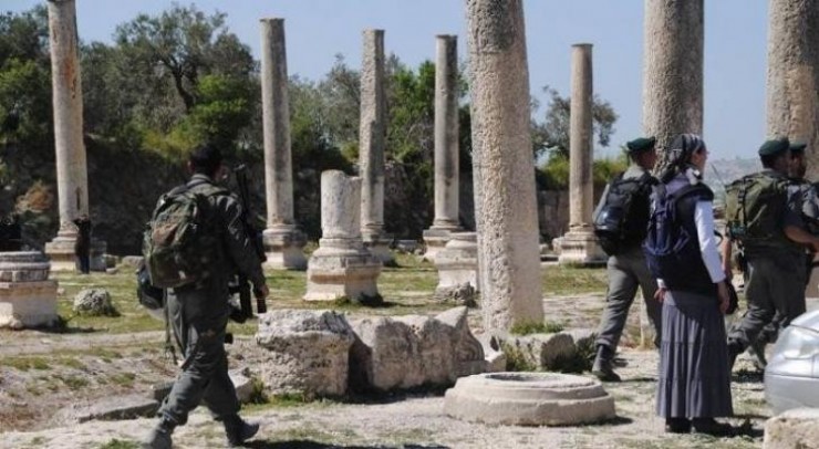 نابلس: الاحتلال يقتحم سبسطية ويُجري أعمال مسح في الموقع الأثري