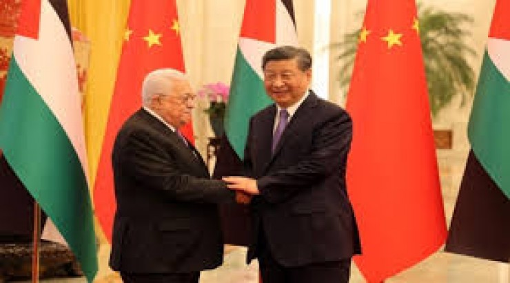 الرئيس الصيني يقيم مأدبة عشاء على شرف الرئيس الفلسطيني والوفد المرافق  