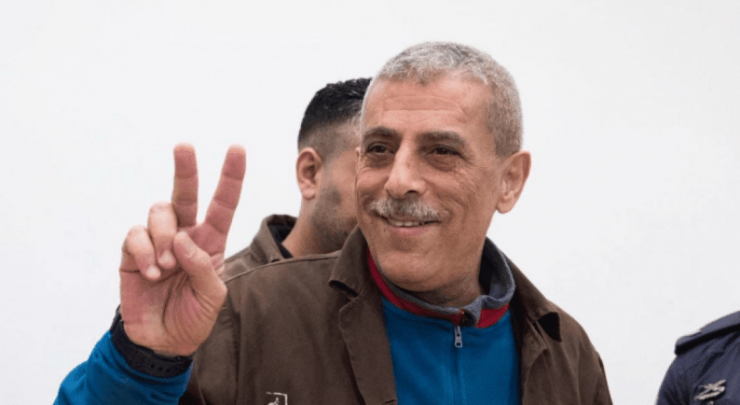 إدارة سجون الاحتلال تحرم الأسير القائد وليد دقّة من التواصل مع عائلته