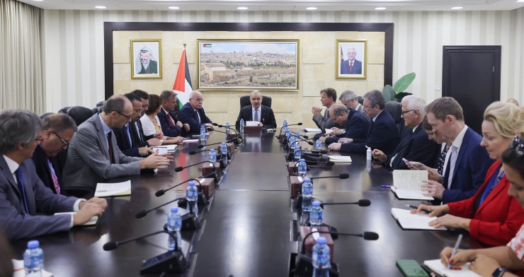 رئيس الوزراء يستكمل الحوار الفلسطيني-الأوروبي مع ممثلي الاتحاد الأوروبي